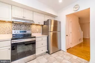 123 Hampstead Dr, Ambler, PA 19002 - Photo 7