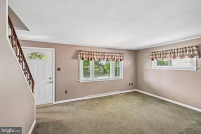 819 E Hancock Street, Lansdale, PA 19446 - Photo 7
