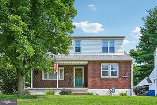 819 E Hancock St, Lansdale, PA 19446 - Photo 1