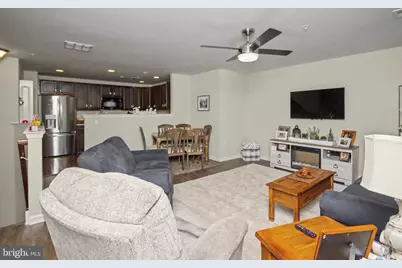 2075 Morgan Hill Drive #M30, Pennsburg, PA 18073 - Photo 9