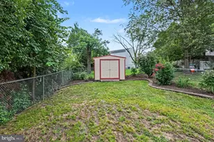 729 Holly Dr, Pottstown, PA 19464 - Photo 23