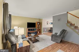 729 Holly Dr, Pottstown, PA 19464 - Photo 9