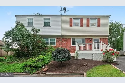 729 Holly Drive, Pottstown, PA 19464 - Photo 1