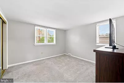 221 W 3rd Avenue, Conshohocken, PA 19428 - Photo 11