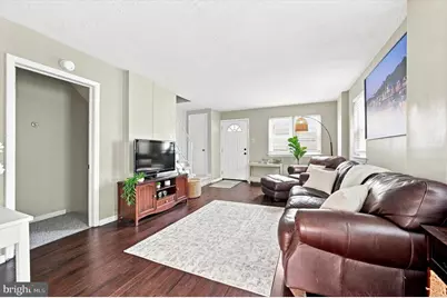 221 W 3rd Avenue, Conshohocken, PA 19428 - Photo 5