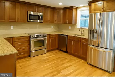 410 W 11th Avenue, Conshohocken, PA 19428 - Photo 5