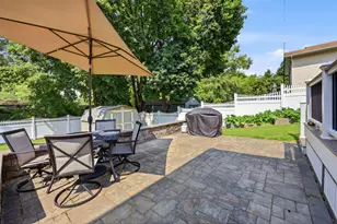 238 Moorehead Ave, West Conshohocken, PA 19428 - Photo 23
