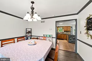 30 Creekside Ct, Gilbertsville, PA 19525 - Photo 9