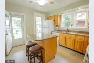 38 W Summit Street, Souderton, PA 18964 - Photo 13