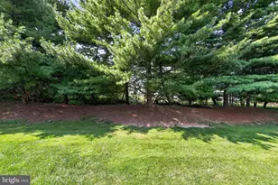 69 Bristol Ct, Eagleville, PA 19403 - Photo 39