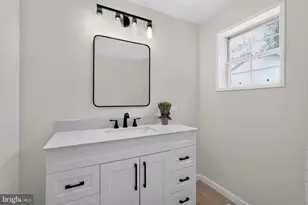 678 Walnut Ct, Red Hill, PA 18076 - Photo 15