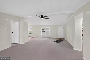 678 Walnut Ct, Red Hill, PA 18076 - Photo 5