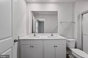 909 Still Waters, Pennsburg, PA 18073 - Photo 27
