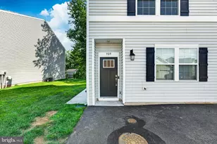 909 Still Waters, Pennsburg, PA 18073 - Photo 41
