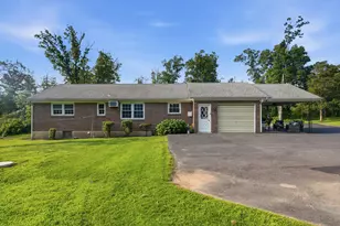 2050 Price Rd, Pennsburg, PA 18073 - Photo 27