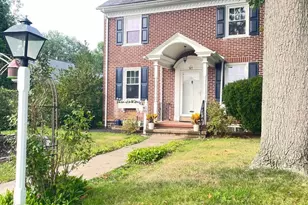 425 Pennsylvania Ave, Lansdale, PA 19446 - Photo 3