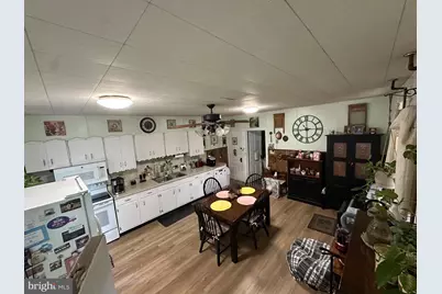 42 E Third St, Red Hill, PA 18076 - Photo 5