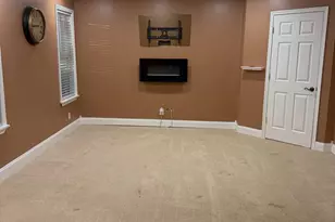 1467 Laura Ln, Pottstown, PA 19464 - Photo 5