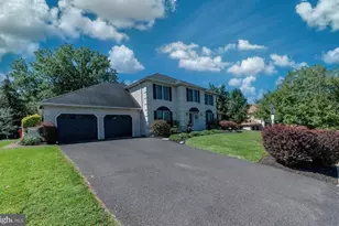 1645 Potter Dr, Pottstown, PA 19464 - Photo 3