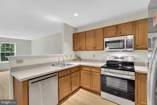 903 Carrington Dr, Red Hill, PA 18076 - Photo 13