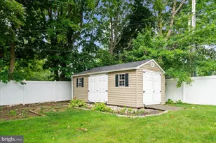 34 Butternut Dr, Hatboro, PA 19040 - Photo 57