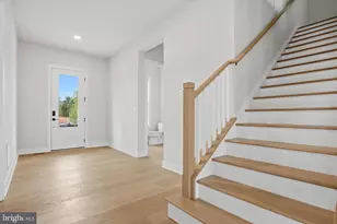 12 Foxtail Ct, Collegeville, PA 19426 - Photo 3