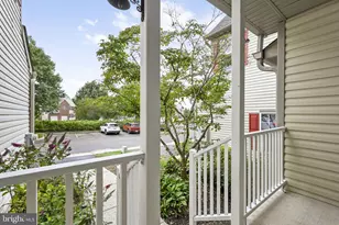 119 Farrington Ct, Collegeville, PA 19426 - Photo 3