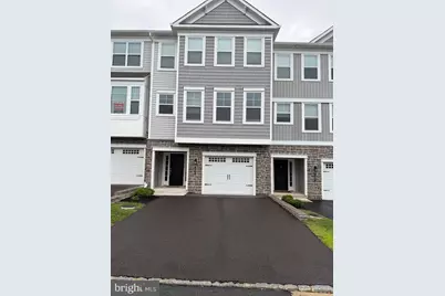 105 Larrabee Way, Royersford, PA 19468 - Photo 1