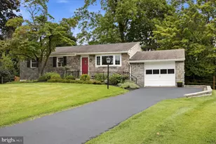 160 S Midland Ave, Norristown, PA 19403 - Photo 3