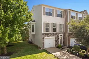 203 Hudson Dr, Phoenixville, PA 19460 - Photo 3
