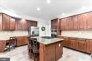 1104 Goshawk Cir, Audubon, PA 19403 - Photo 13