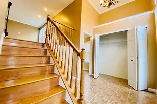 475 Stoneglen St, Collegeville, PA 19426 - Photo 3