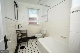1719 Powell St, Norristown, PA 19401 - Photo 37