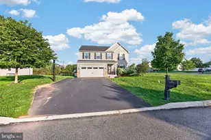 15 Blue Ridge Dr, Gilbertsville, PA 19525 - Photo 3