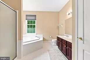 296 Westminster Ln, Souderton, PA 18964 - Photo 21