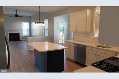 1045 Fallbrook Lane, Pottstown, PA 19464 - Photo 13