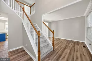 1045 Fallbrook Ln, Pottstown, PA 19464 - Photo 3