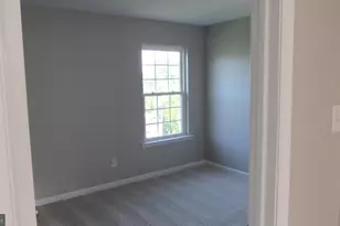 1045 Fallbrook Ln, Pottstown, PA 19464 - Photo 29
