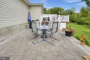541 Springhouse, North Wales, PA 19454 - Photo 5