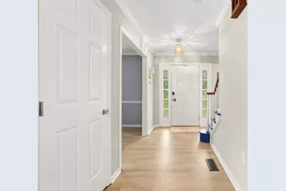 107 Diane Circle, West Norriton, PA 19403 - Photo 5