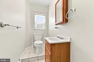 114 W 7th St, Bridgeport, PA 19405 - Photo 9