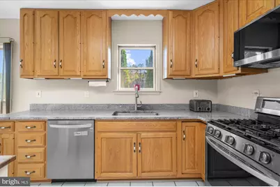 735 E Township Line Road, Blue Bell, PA 19422 - Photo 7