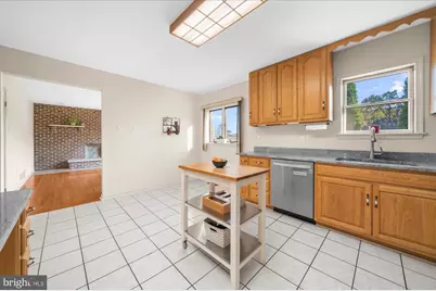 735 E Township Line Road, Blue Bell, PA 19422 - Photo 9