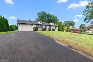14 Cowpath Rd, Souderton, PA 18964 - Photo 3