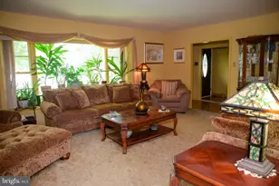 2171 Kent Rd, Huntingdon Valley, PA 19006 - Photo 7