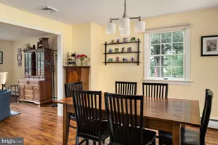1908 Rampart Ln, Lansdale, PA 19446 - Photo 5