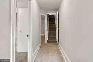 23 W Airy St, Norristown, PA 19401 - Photo 3