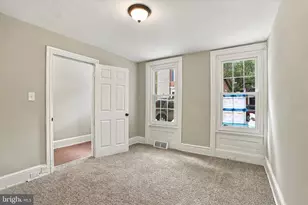 23 W Airy St, Norristown, PA 19401 - Photo 5