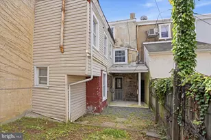 23 W Airy St, Norristown, PA 19401 - Photo 25