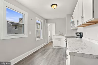 23 W Airy Street, Norristown, PA 19401 - Photo 9